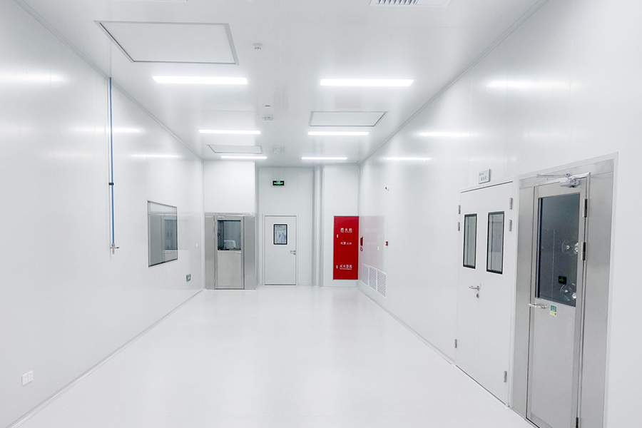 Elektronikus és fotoelektromos pormentes műhely